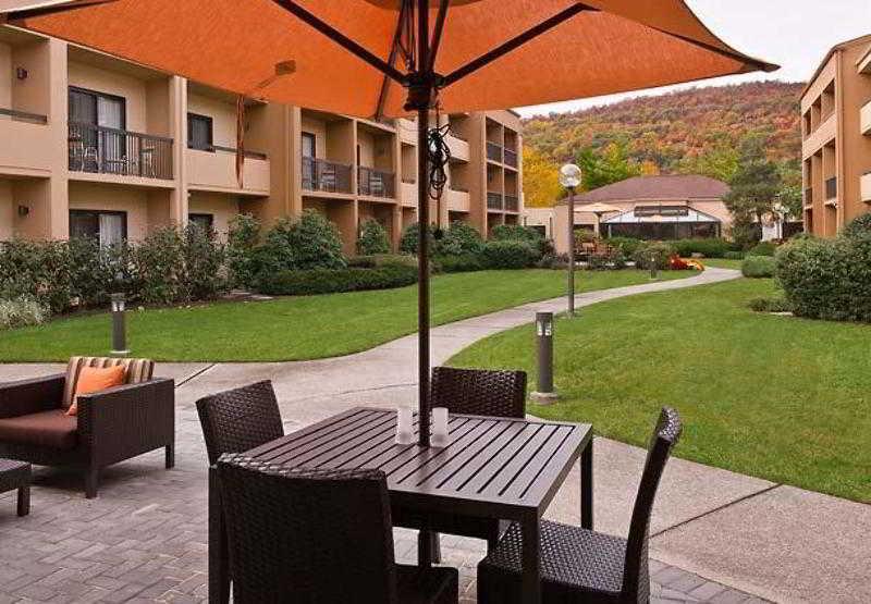 Courtyard By Marriott Mahwah Hotel Eksteriør billede