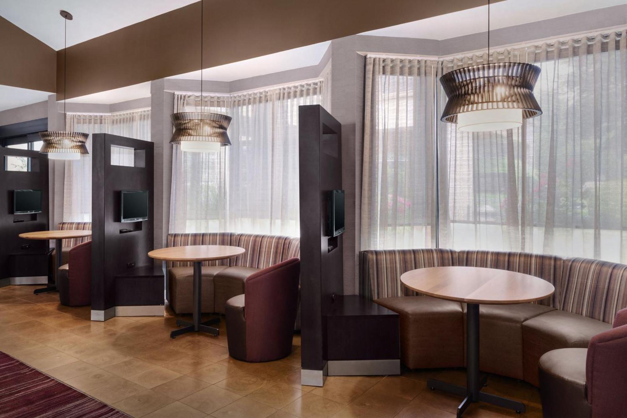 Courtyard By Marriott Mahwah Hotel Eksteriør billede