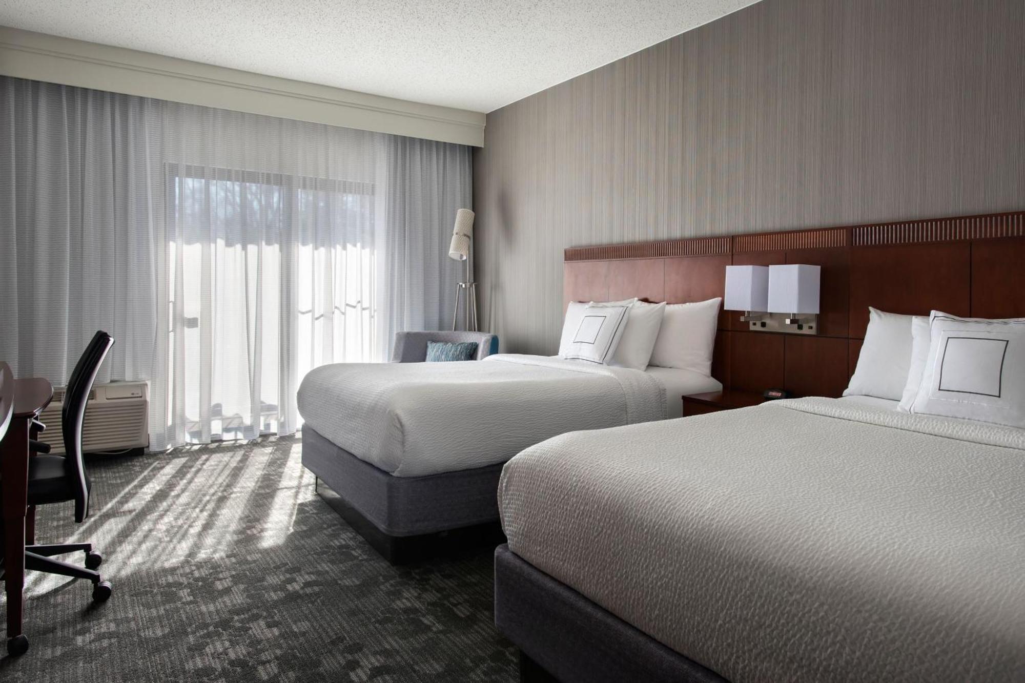 Courtyard By Marriott Mahwah Hotel Eksteriør billede